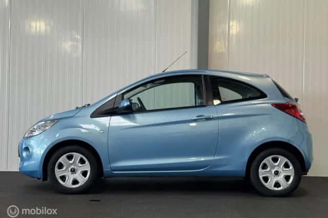 Ford Ka (2014) thumbnail 3