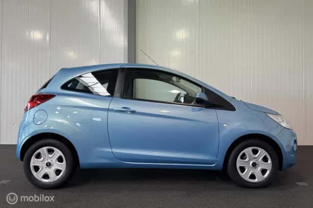 Ford Ka (2014) thumbnail 5