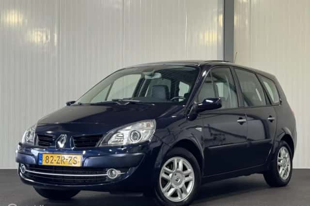 Renault Grand Scénic (2008) thumbnail 1