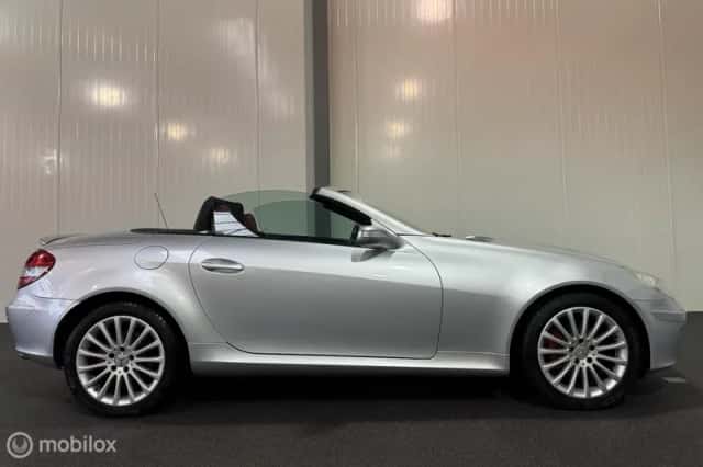 Mercedes-Benz SLK-Klasse (2005) thumbnail 5