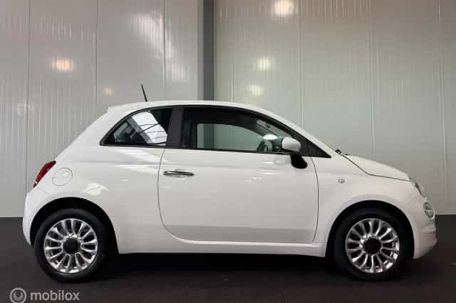 Fiat 500 (2017) thumbnail 5
