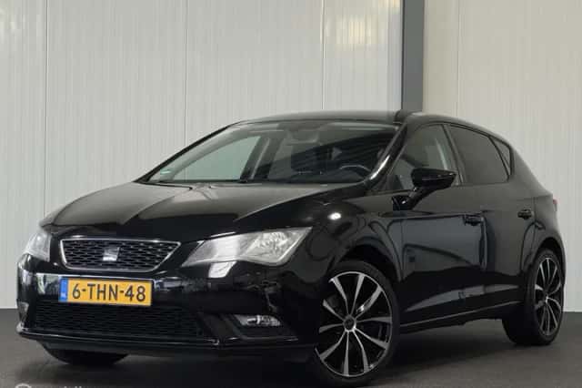 SEAT Leon (2014) thumbnail 1