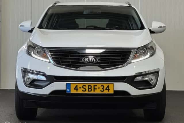 Kia Sportage (2013) thumbnail 4