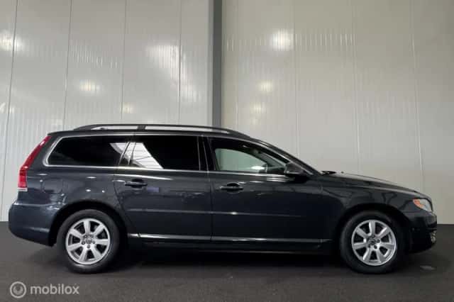 Volvo V70 (2014) thumbnail 5