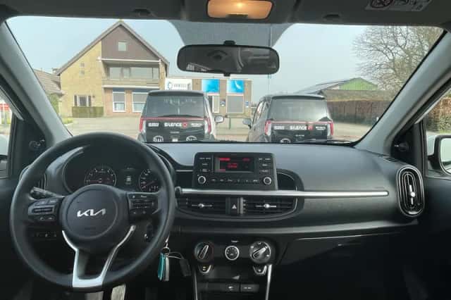 Kia Picanto (2022) thumbnail 6