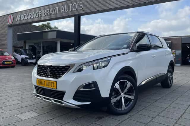 Peugeot 5008 (2017) thumbnail 1