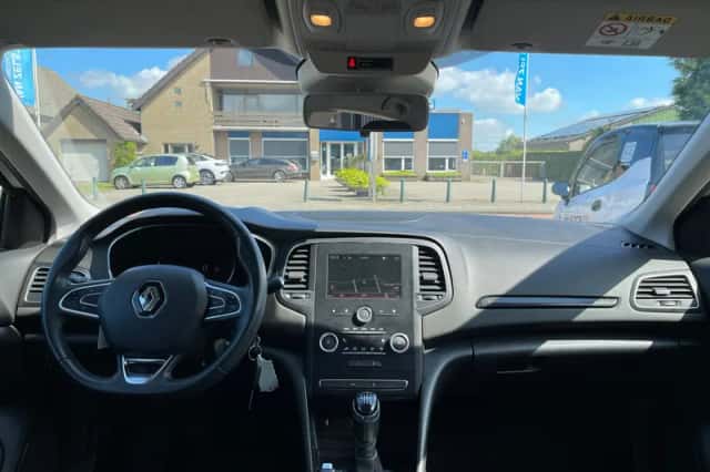 Renault Mégane (2016) thumbnail 6
