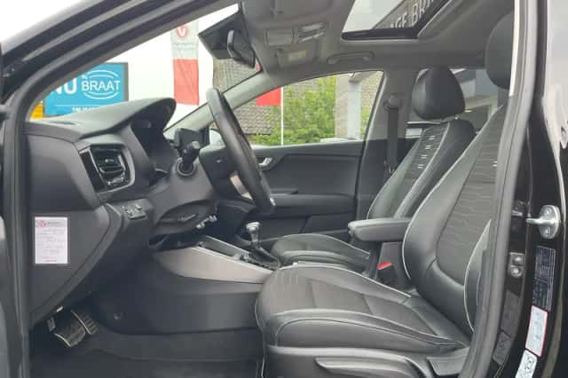 Kia Stonic (2023) thumbnail 4