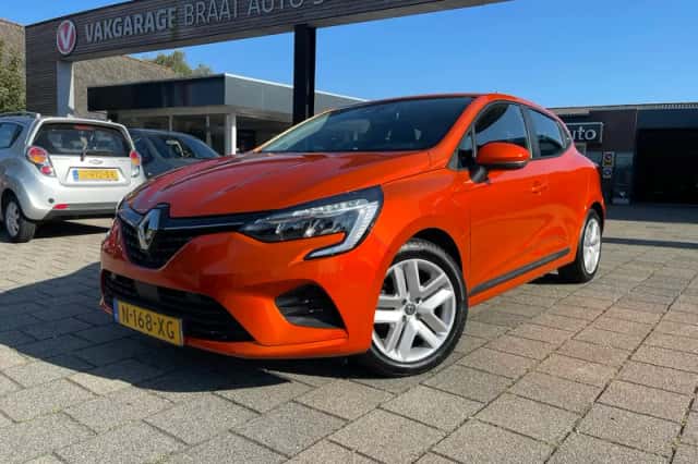Renault Clio (2022) thumbnail 1