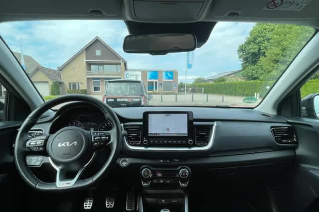 Kia Stonic (2022) thumbnail 6