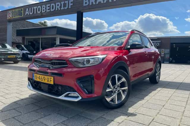 Kia Stonic (2022) thumbnail 1