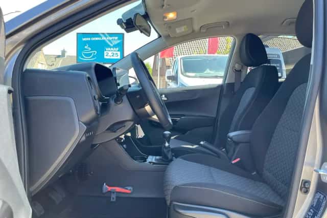 Kia Picanto (2025) thumbnail 4
