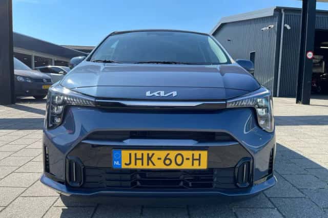 Kia Picanto (2025) thumbnail 2