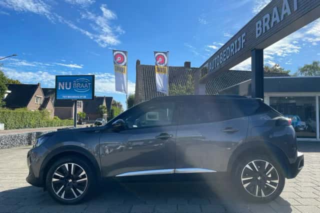 Peugeot 2008 (2020) thumbnail 3
