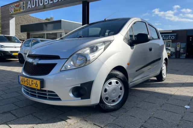Chevrolet Spark (2011) thumbnail 1