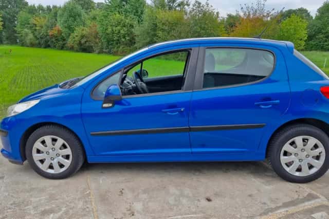 Peugeot 207 (2008) thumbnail 2