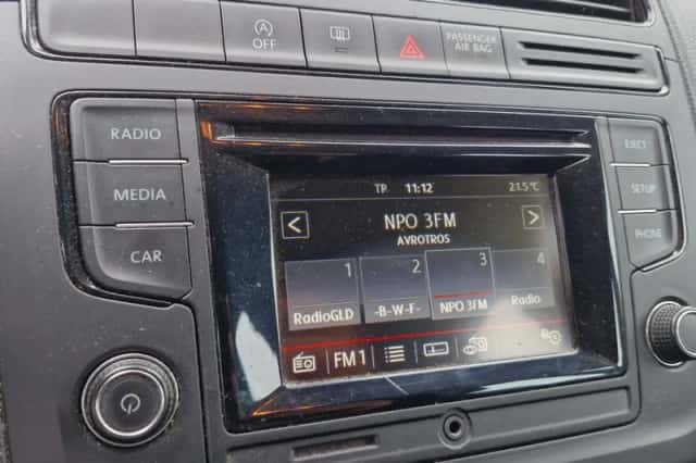 Volkswagen Polo (2016) thumbnail 5