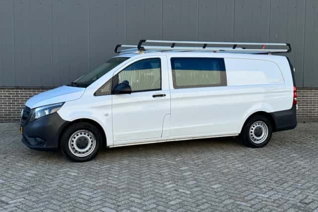 Mercedes-Benz Vito (2021) thumbnail 1