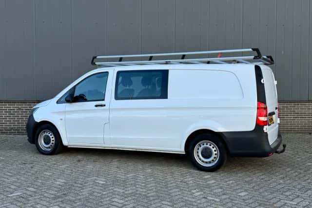Mercedes-Benz Vito (2021) thumbnail 4