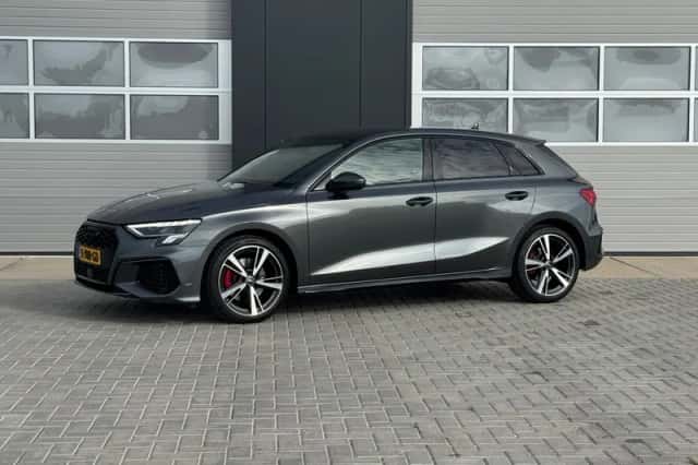 Audi A3 (2022) thumbnail 3