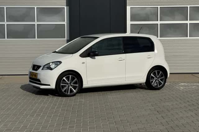SEAT Mii (2019) thumbnail 2