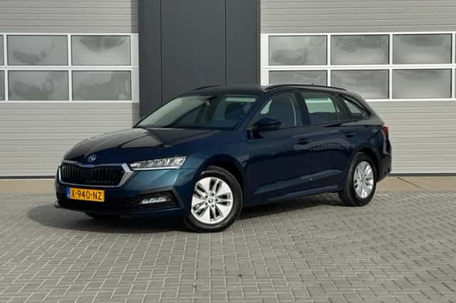 Škoda Octavia (2024) thumbnail 1