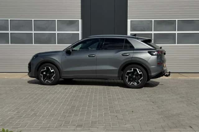 Volkswagen T-Roc (2026) thumbnail 6