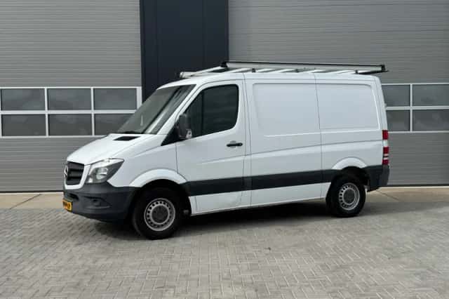 Mercedes-Benz Sprinter (2018) thumbnail 2