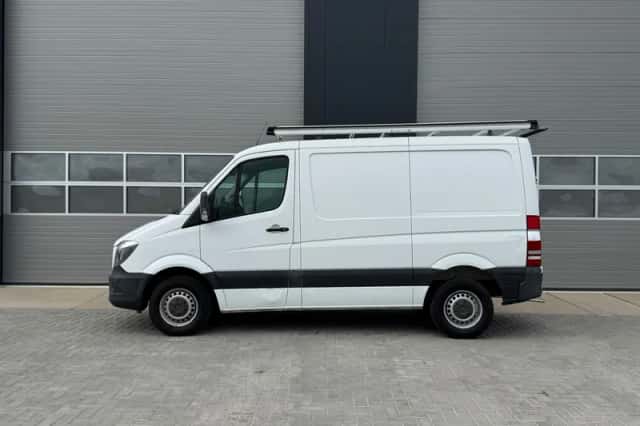 Mercedes-Benz Sprinter (2018) thumbnail 3