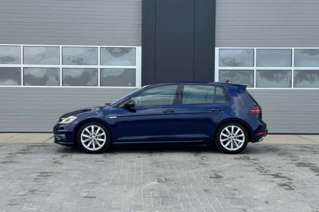 Volkswagen Golf (2018) thumbnail 4