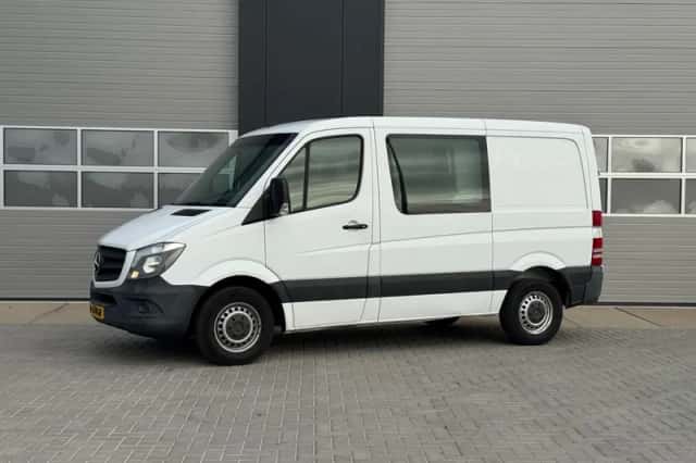 Mercedes-Benz Sprinter (2017) thumbnail 2
