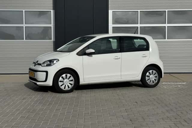 Volkswagen Up! (2017) thumbnail 2