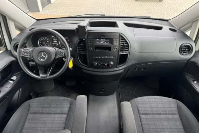 Mercedes-Benz Vito (2019) thumbnail 6