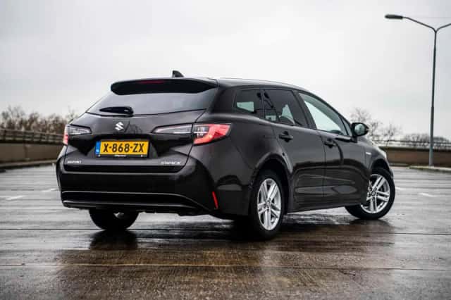 Suzuki Swace (2021) thumbnail 2