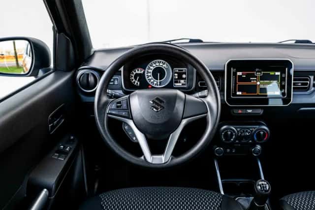 Suzuki Ignis (2022) thumbnail 3