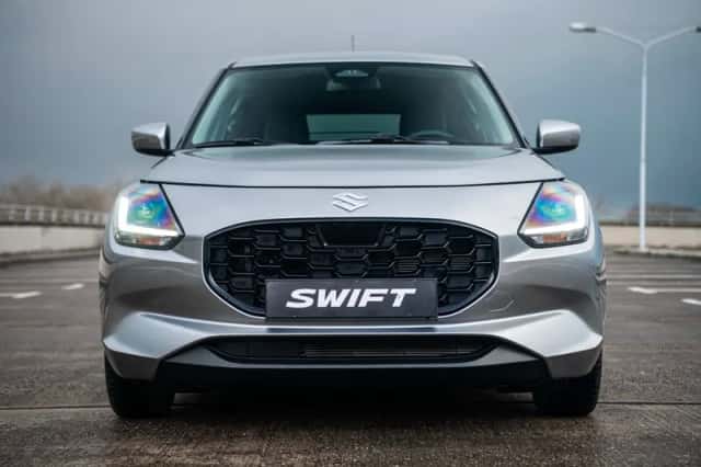 Suzuki Swift (2025) thumbnail 6