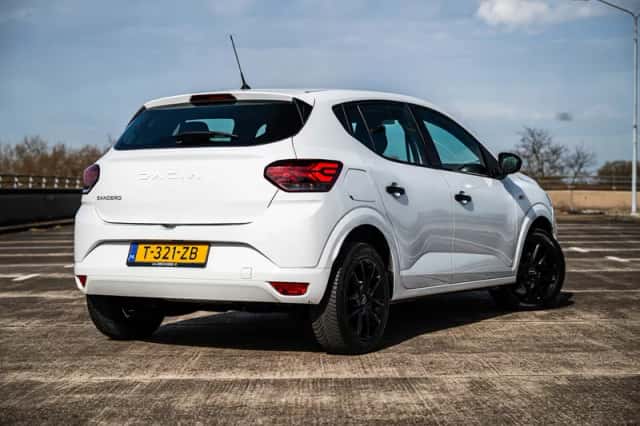 Dacia Sandero (2023) thumbnail 2