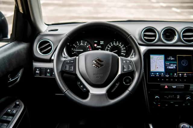Suzuki Vitara (2025) thumbnail 3