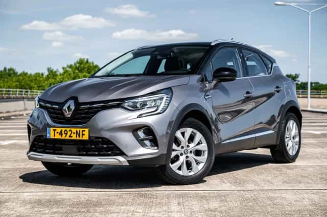 Renault Captur (2020) thumbnail 1