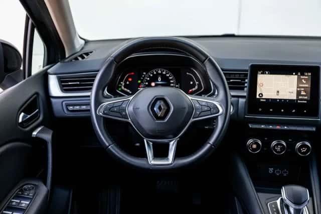 Renault Captur (2020) thumbnail 3