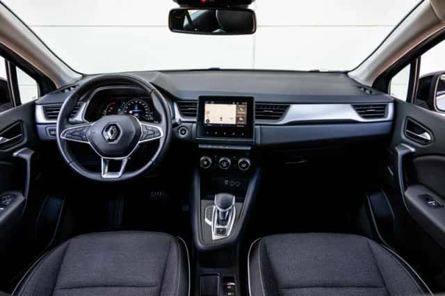 Renault Captur (2020) thumbnail 5