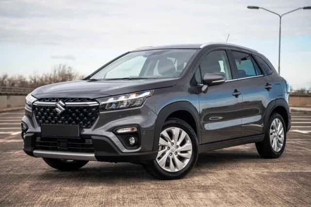 Suzuki S-Cross (2023) thumbnail 1
