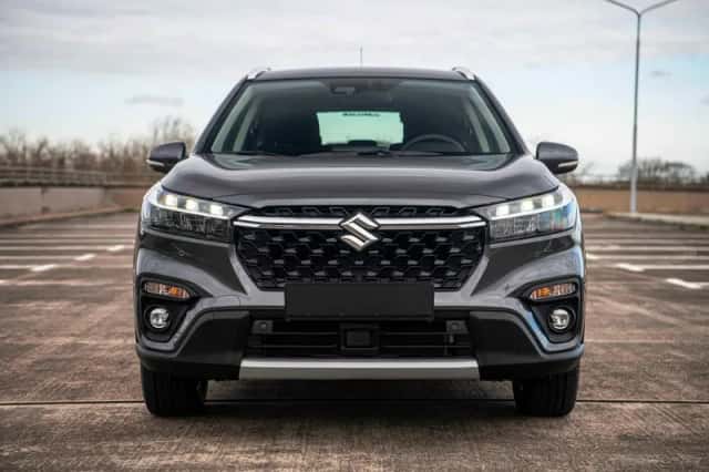 Suzuki S-Cross (2023) thumbnail 6