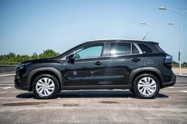 Suzuki S-Cross (2022) thumbnail 4