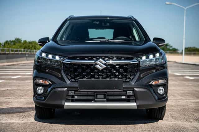 Suzuki S-Cross (2022) thumbnail 6