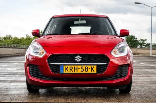 Suzuki Swift (2021) thumbnail 6