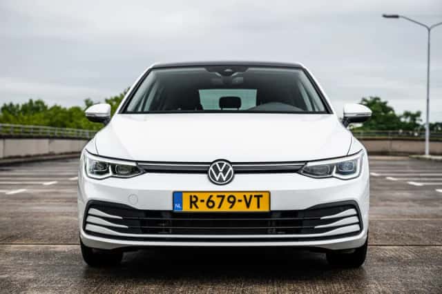 Volkswagen Golf (2022) thumbnail 6