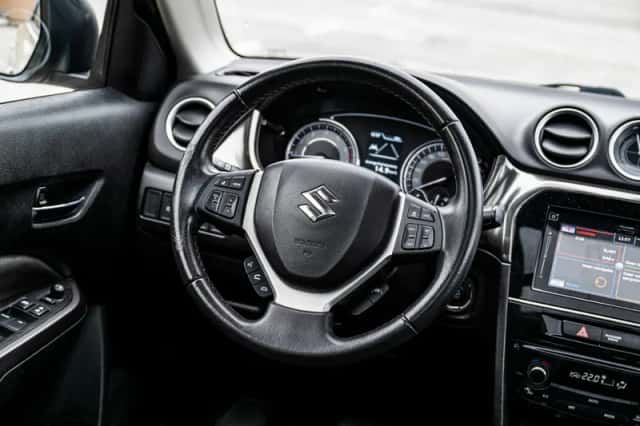 Suzuki Vitara (2018) thumbnail 3