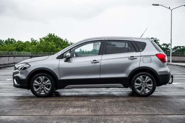 Suzuki S-Cross (2020) thumbnail 4