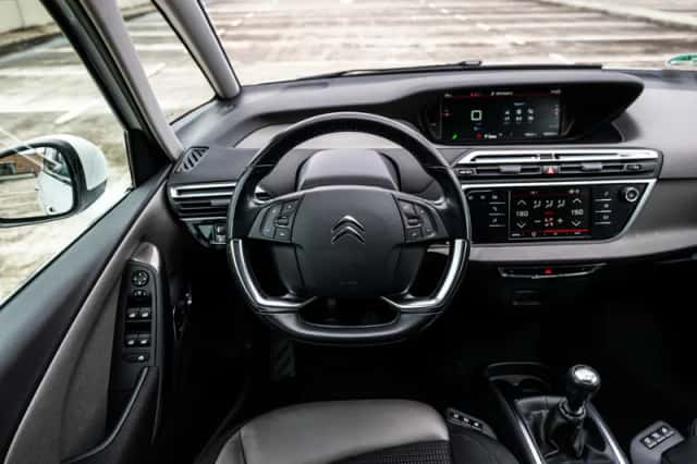 Citroën C4 Picasso (2018) thumbnail 3